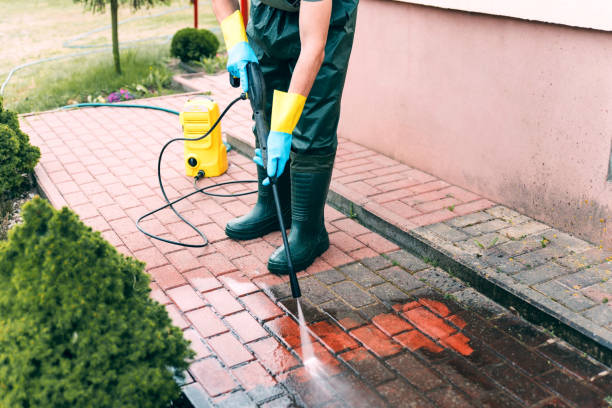 Best Driveway Pressure Washing  in Gladstone, OR